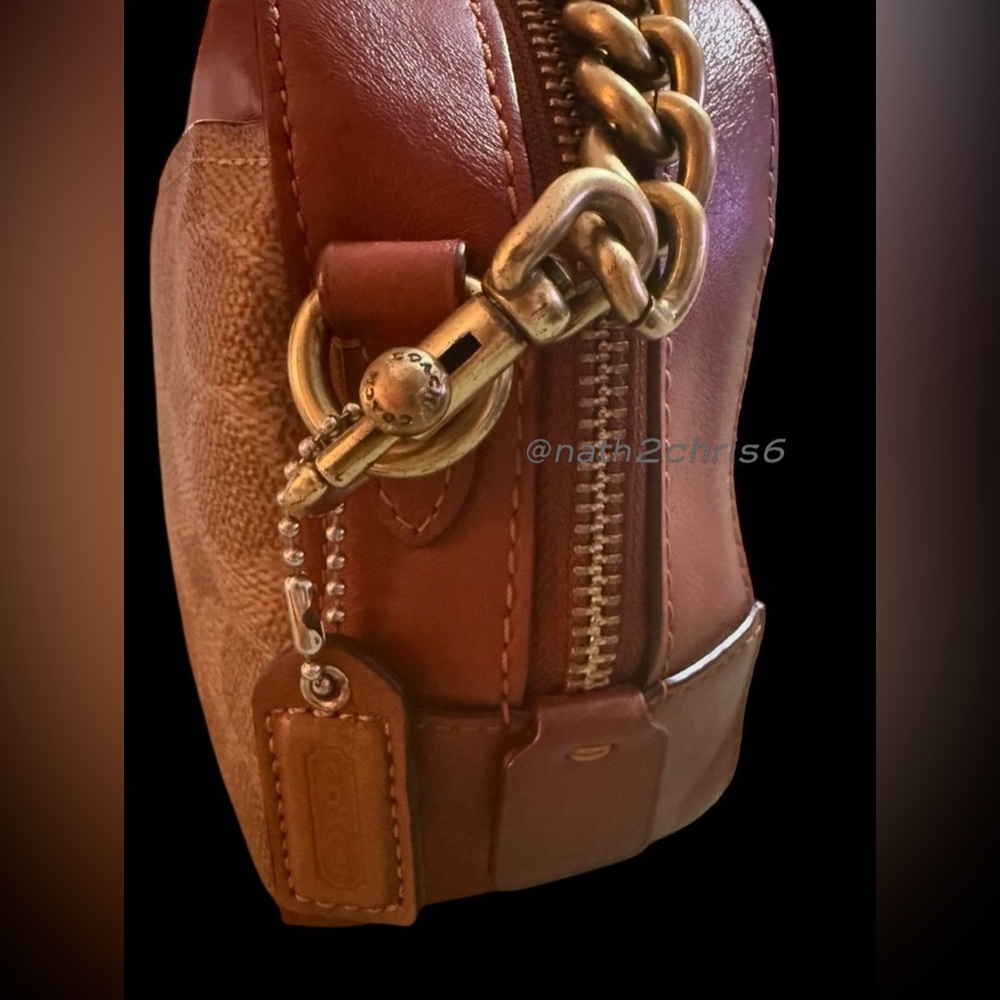 COACH Logo Print & Leather Camera Bag in Brown/Rust Burnished leather. - Picture 9 of 16